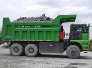 矿威90宽体自卸车纯电版