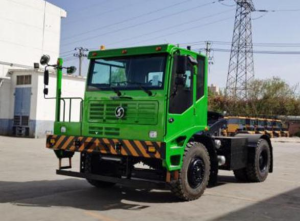 140吨牵引车纯电版