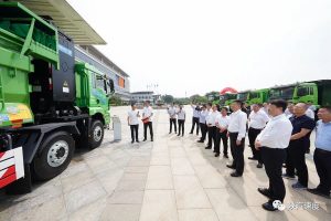 以学促干| 陕汽举办新能源汽车推广会