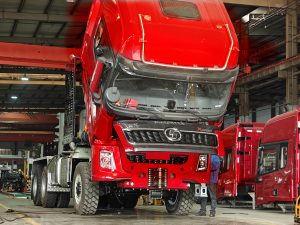 陕西通力大件牵引车实力出圈，领跑“专精特新”新风向