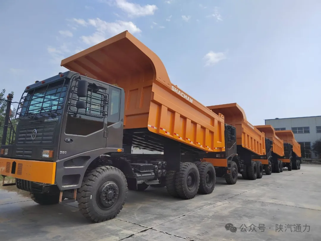 抓生产，抢订单，陕西通力出口矿卡批量交付（images 1）