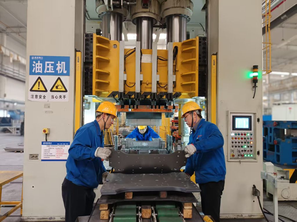 【奋战“开门红”】陕西通力智能制造中心开启生产“加速度”（images 2）