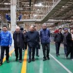 中国汽车工业咨询委员会莅临陕汽调研指导